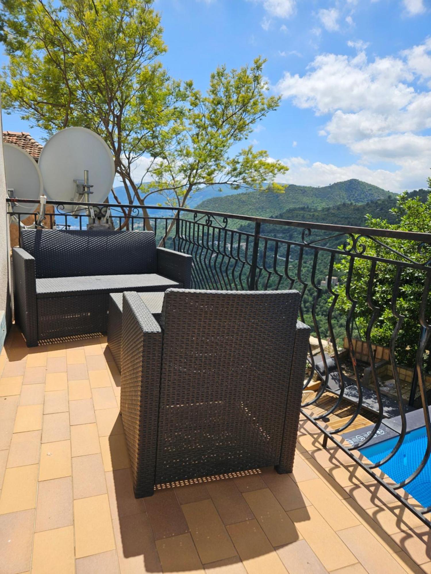 2 Pieces Au Calme Absolu Apartamento Bonson  Exterior foto
